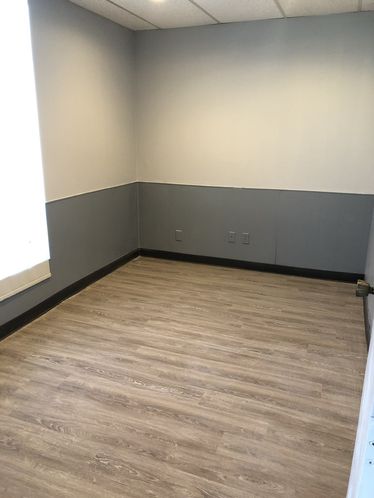 Millard Business Center: 5550 S 138th St, Omaha, NE 68137